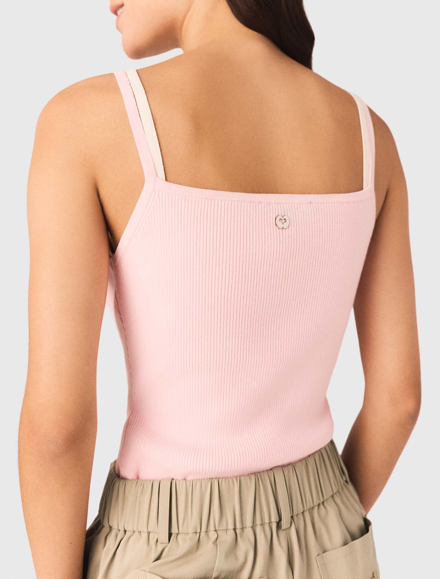 High straight-neck top