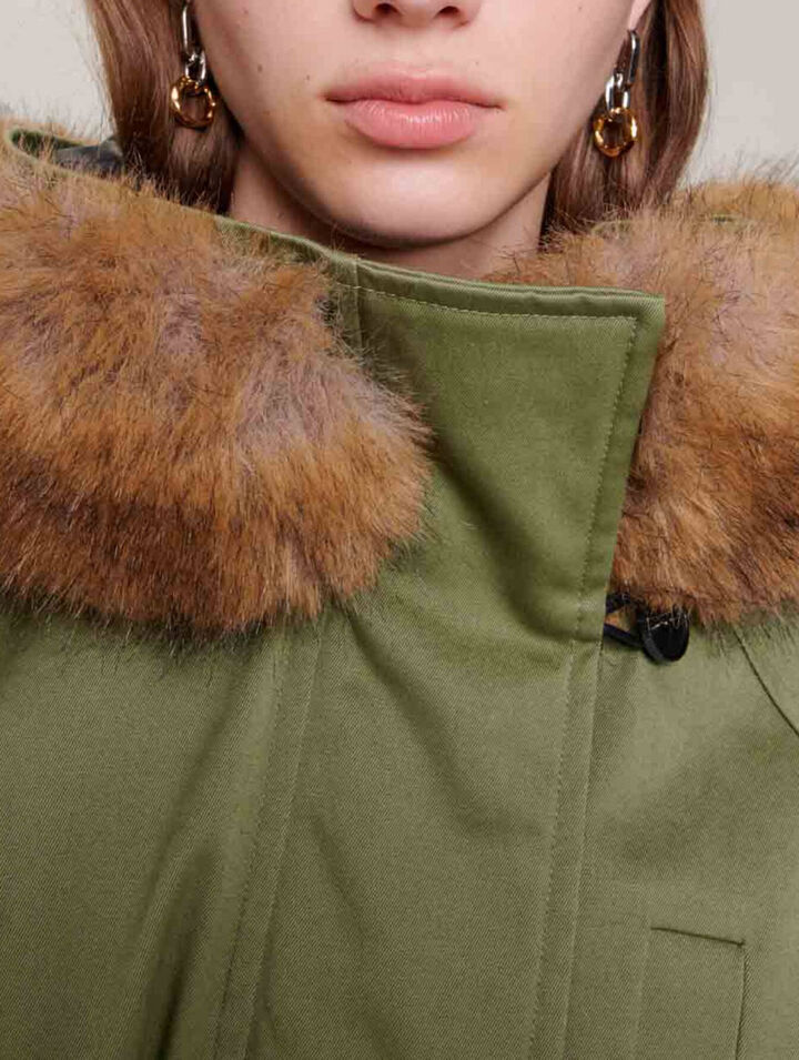 Short hooded parka