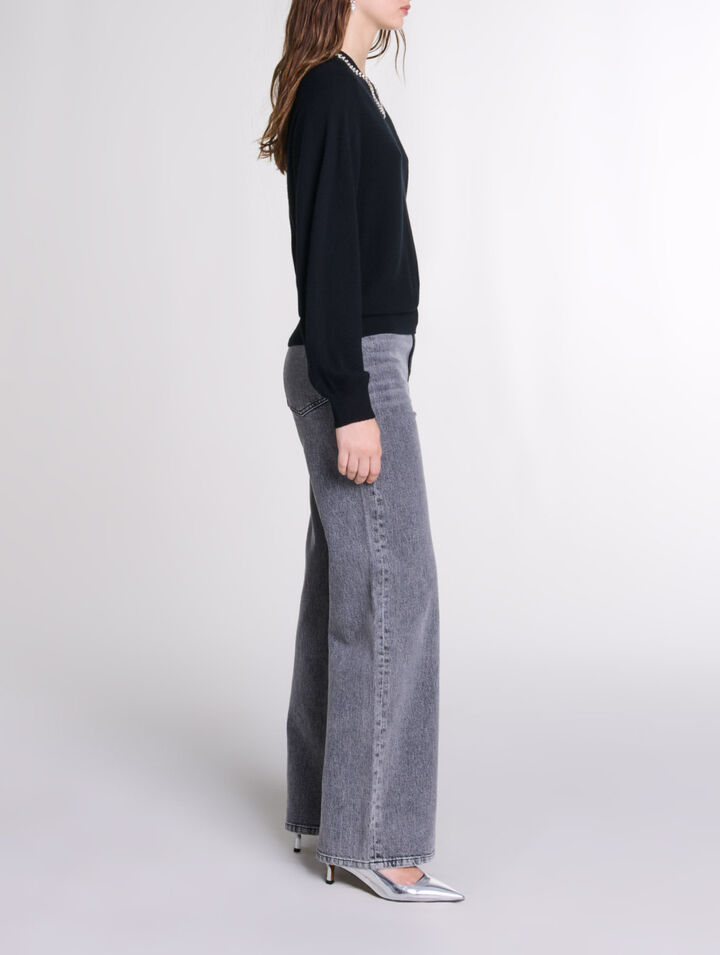 Knit jumper with rhinestone neck