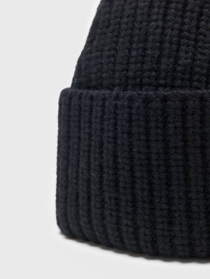 Wool and cashmere hat