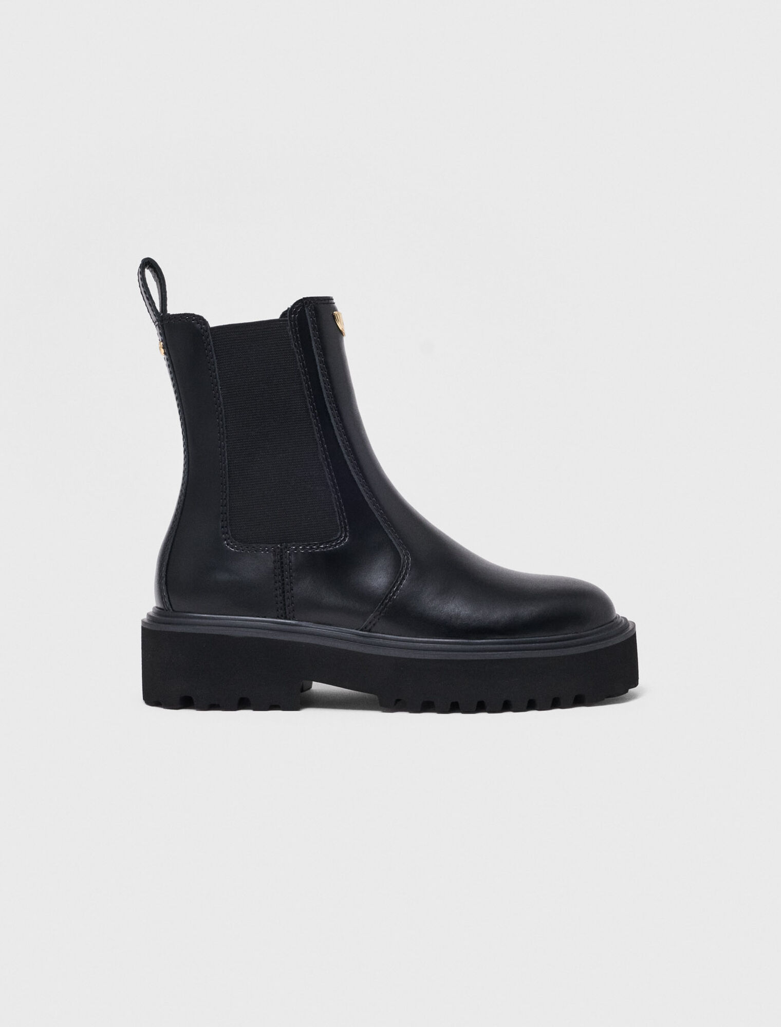 Leather Chelsea boots