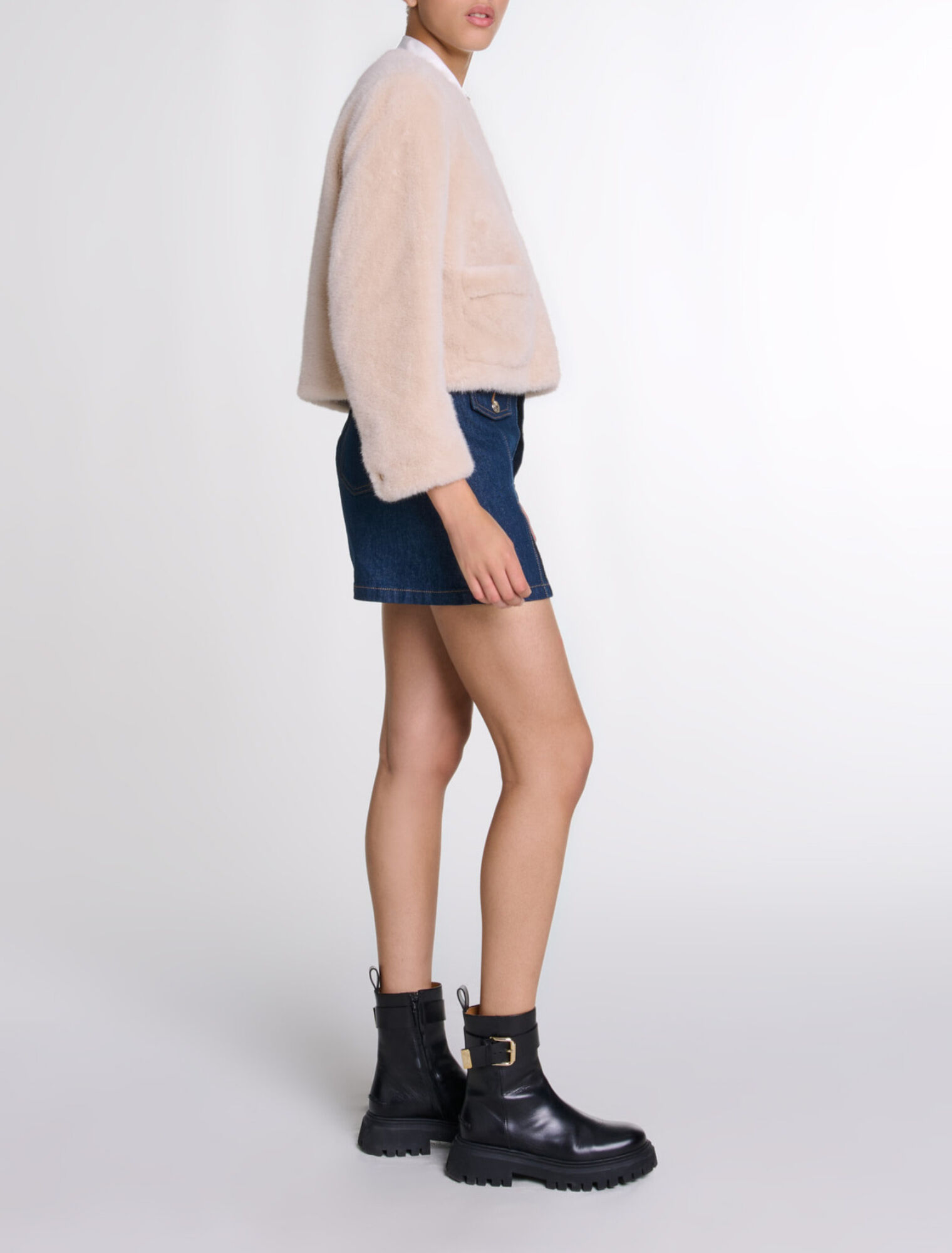 Cropped faux fur jacket