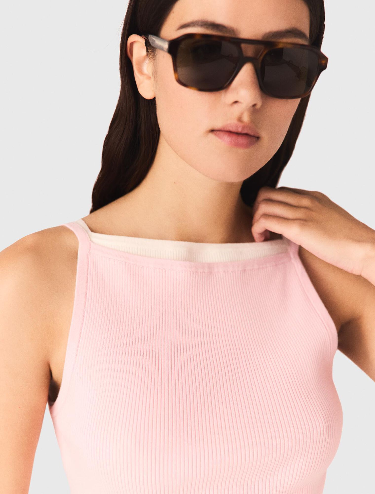 High straight-neck top