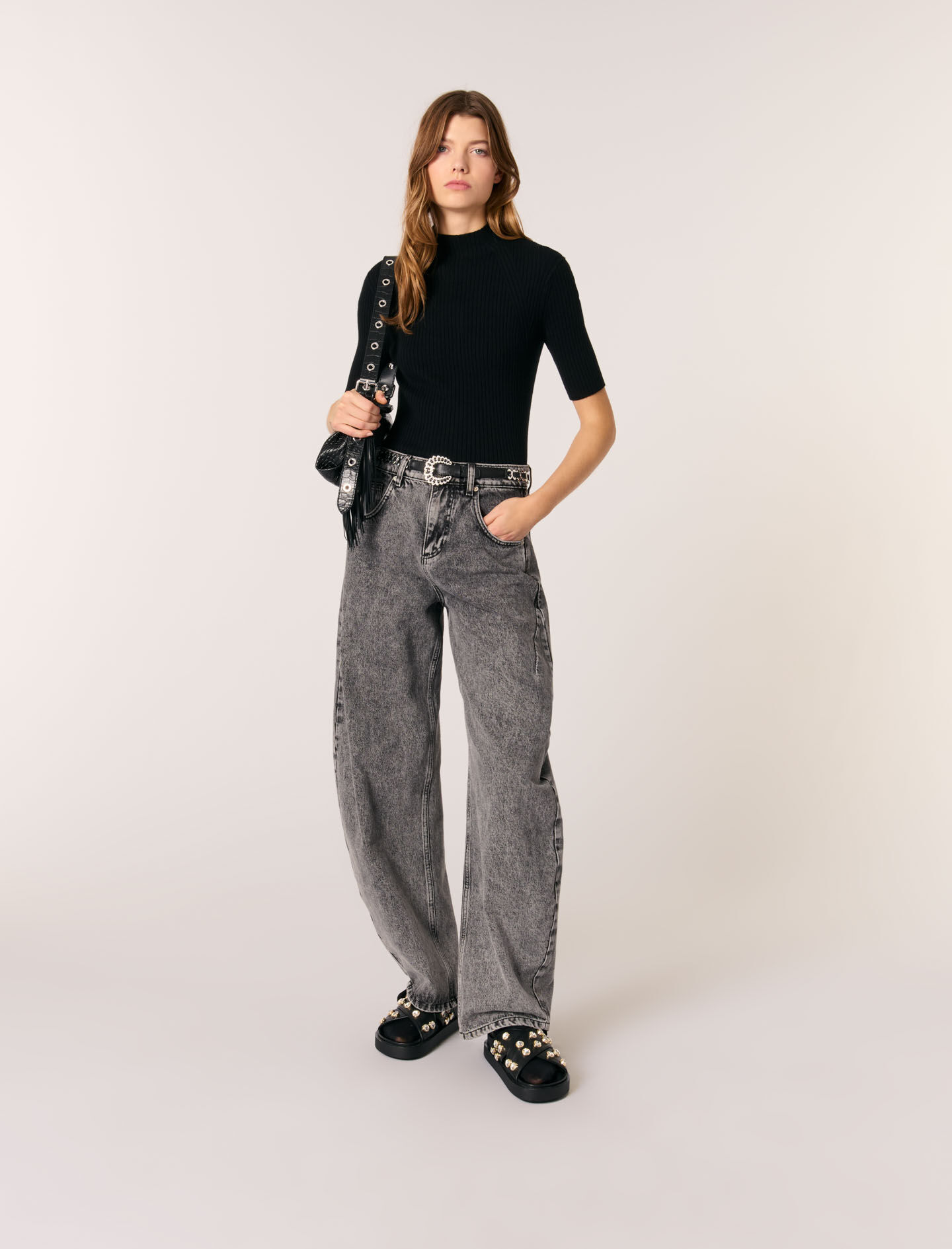 新品Twist Cut-Out Rib Knit Top モカMサイズ　ニット 新品Twist Cut-Out Rib Knit Top モカMサイズ ニット