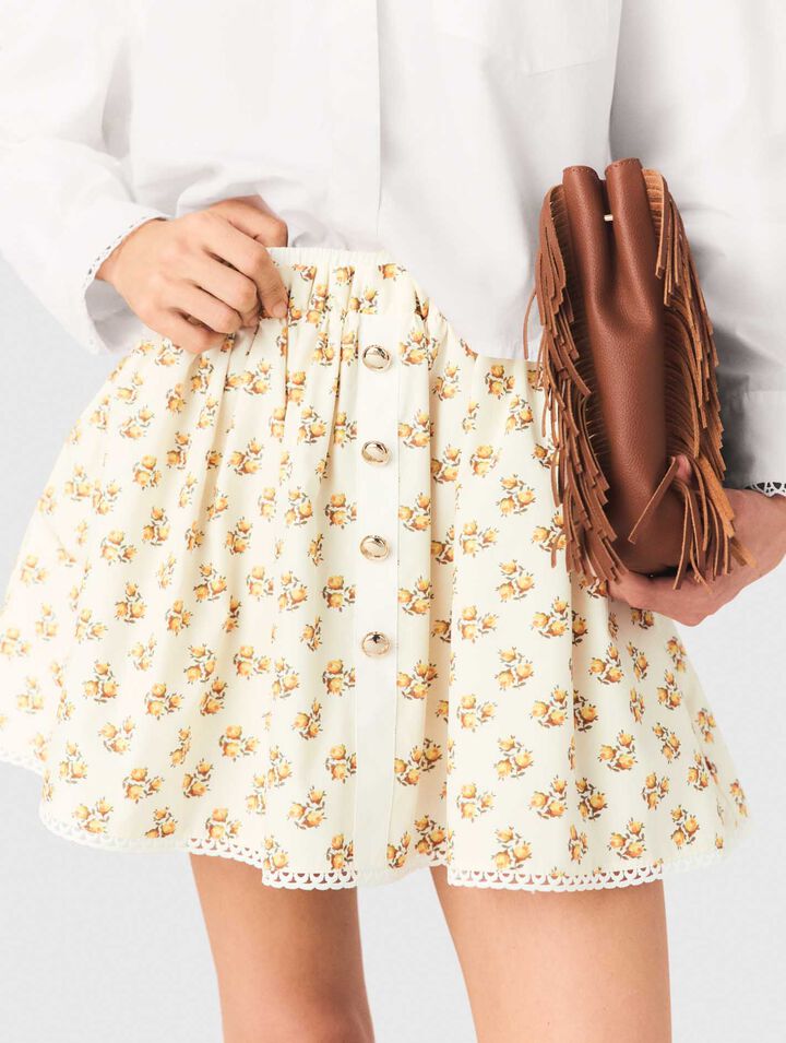 Printed skirt with rickrack trim