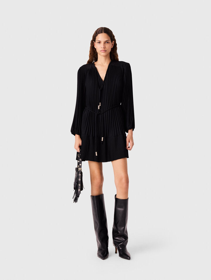 Short pleated dress