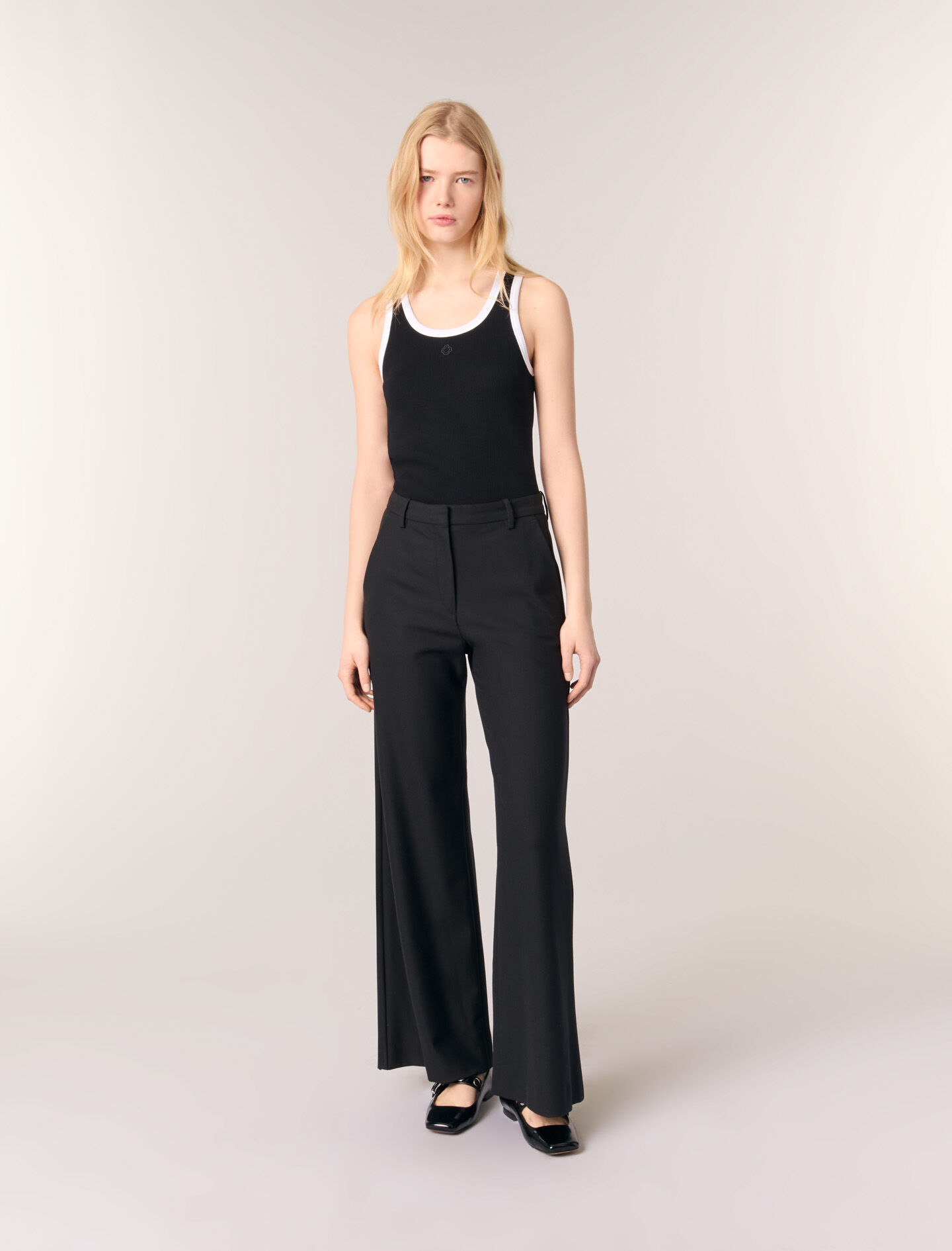 Trendy Women's Black trousers | Maje
