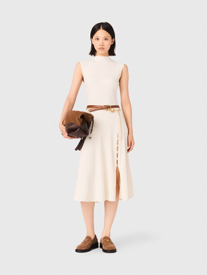 Ribbed dress with side slit