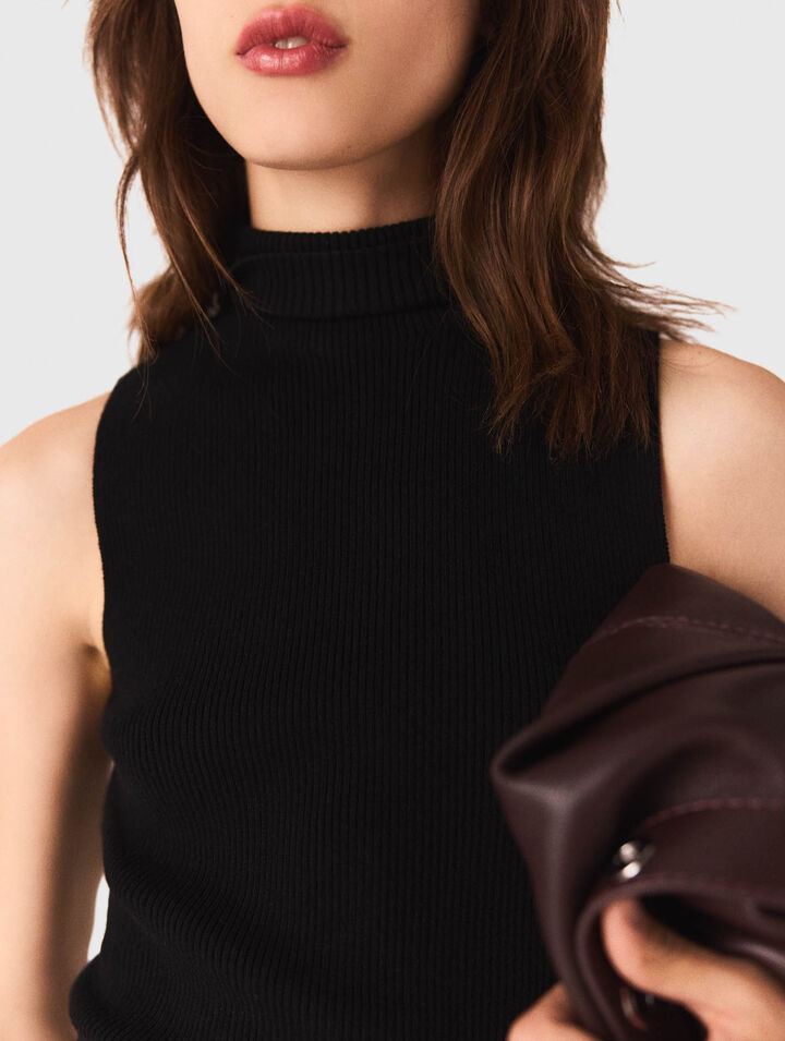 Sleeveless knit top