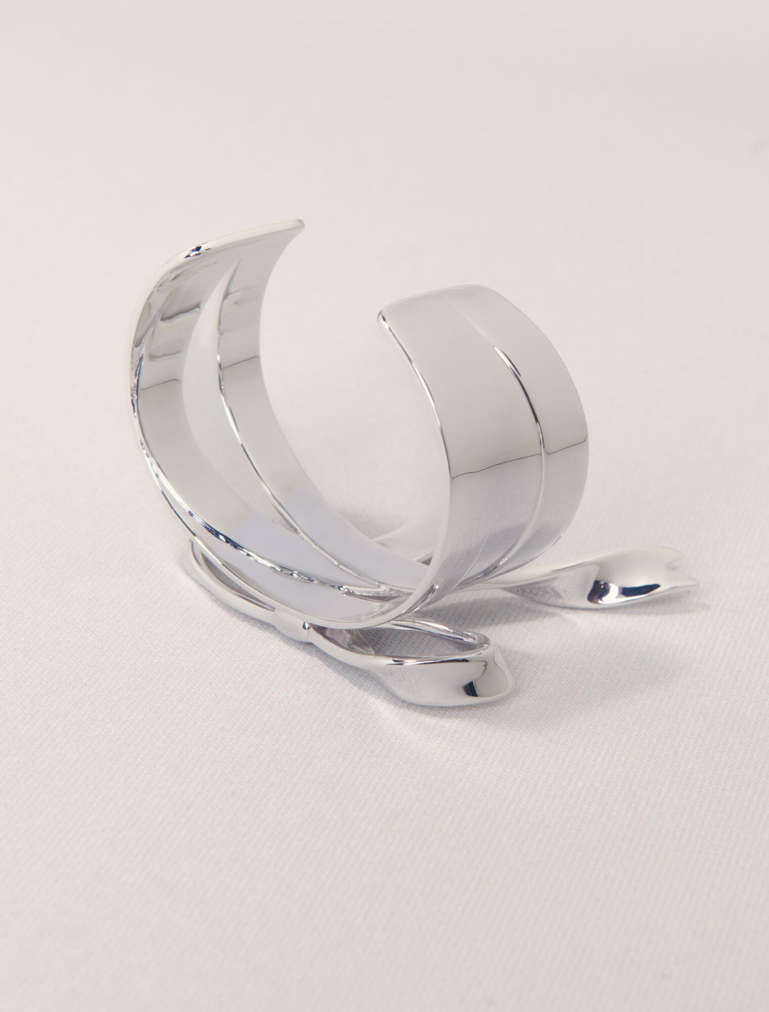 Silver bow cuff