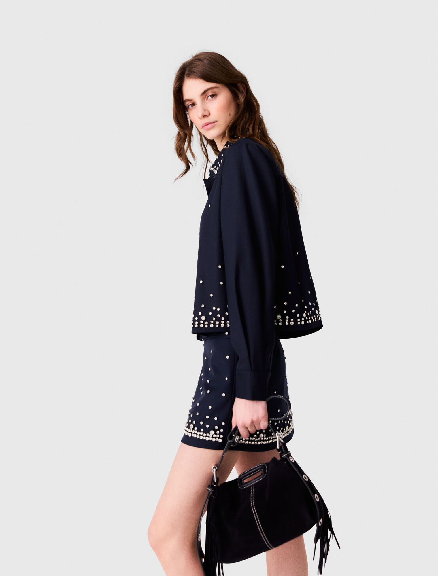 Short rhinestone embroidered shirt