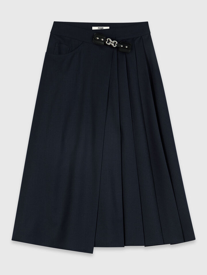 Long pleated skirt with buckle