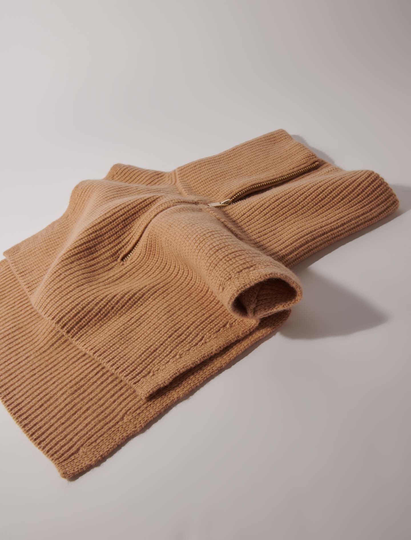 Maje cashmere shop