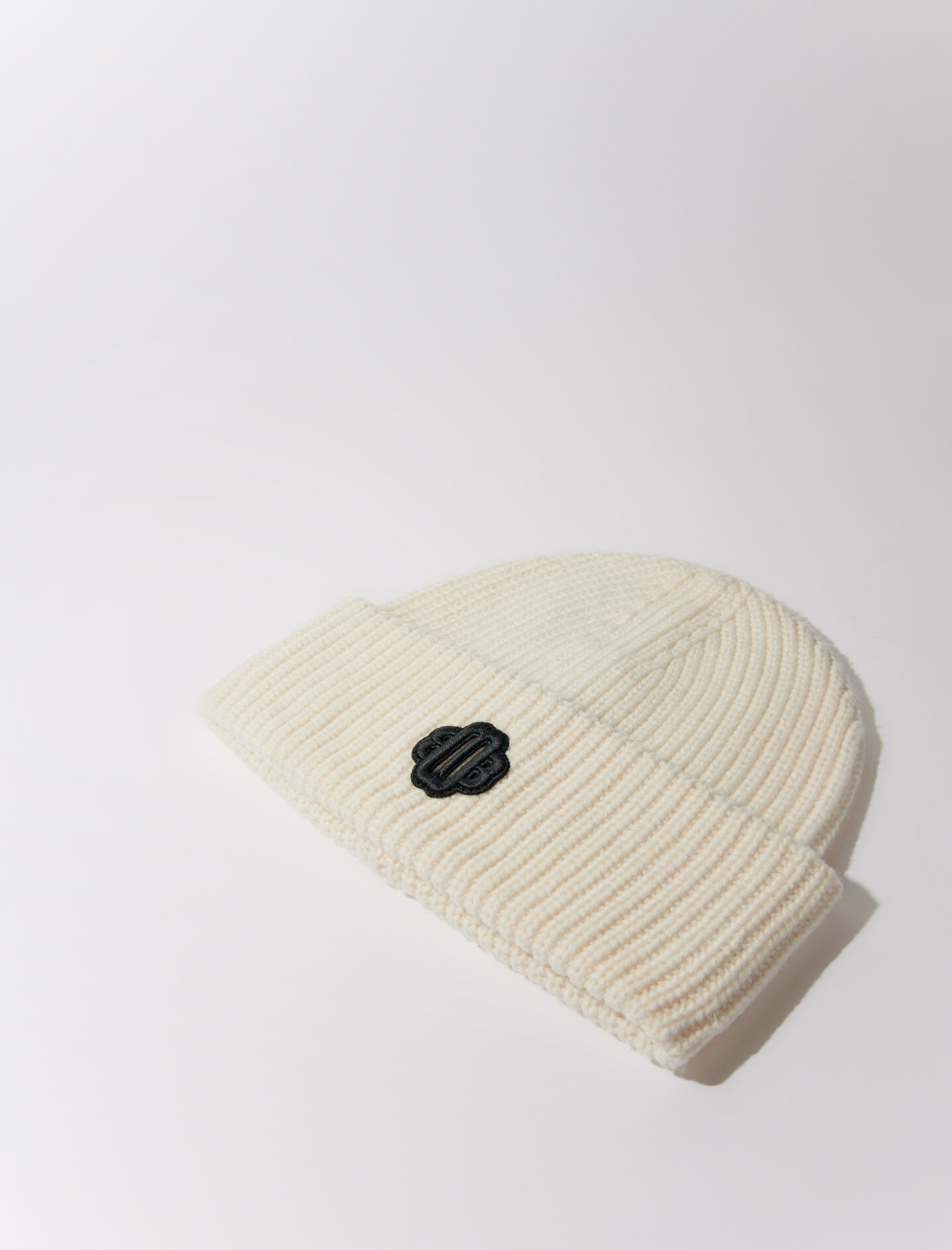 WHITE SANDS MOJA Paper Knit Bonnet Hat | Black at Amazon
