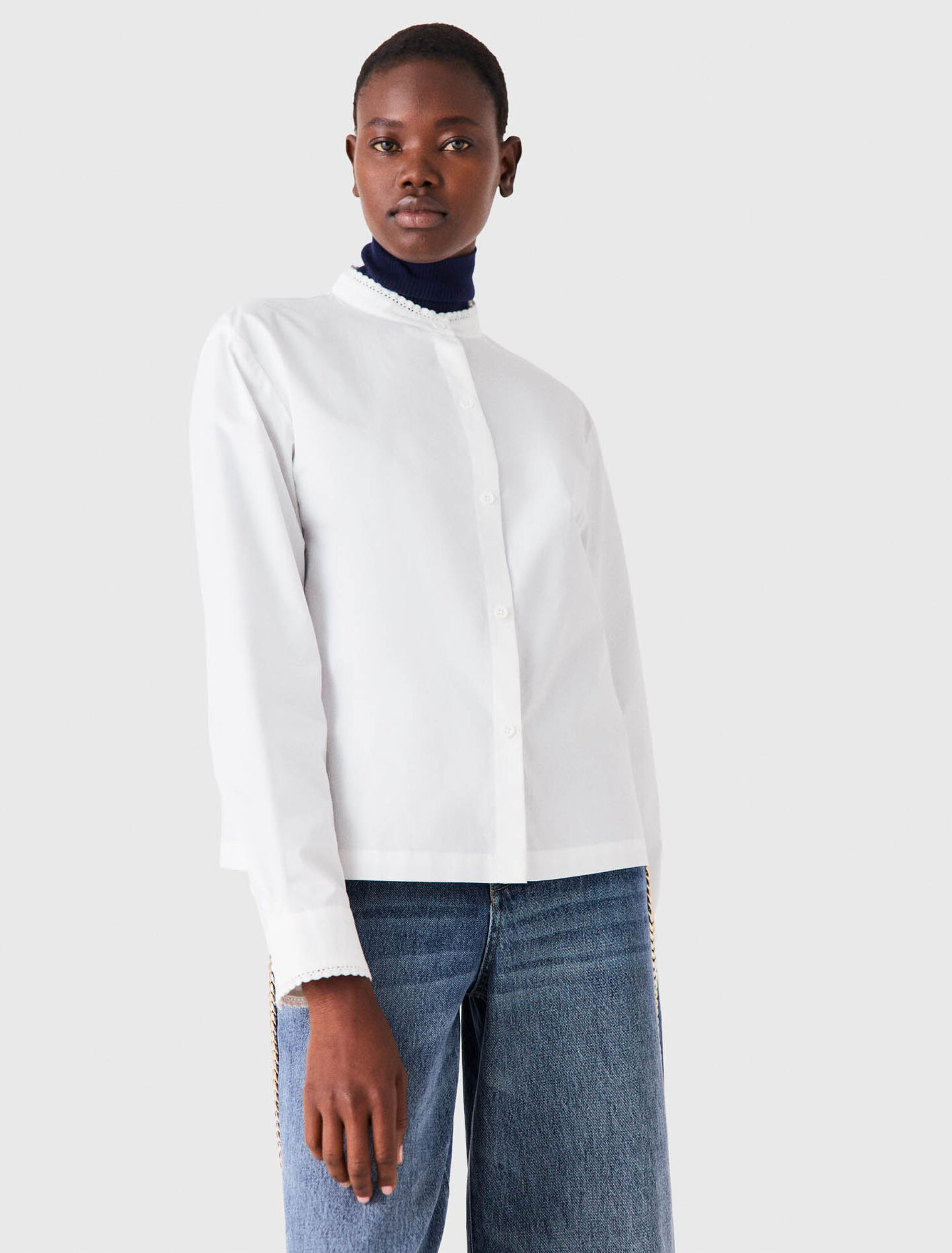 Shirt with removable pussy bow