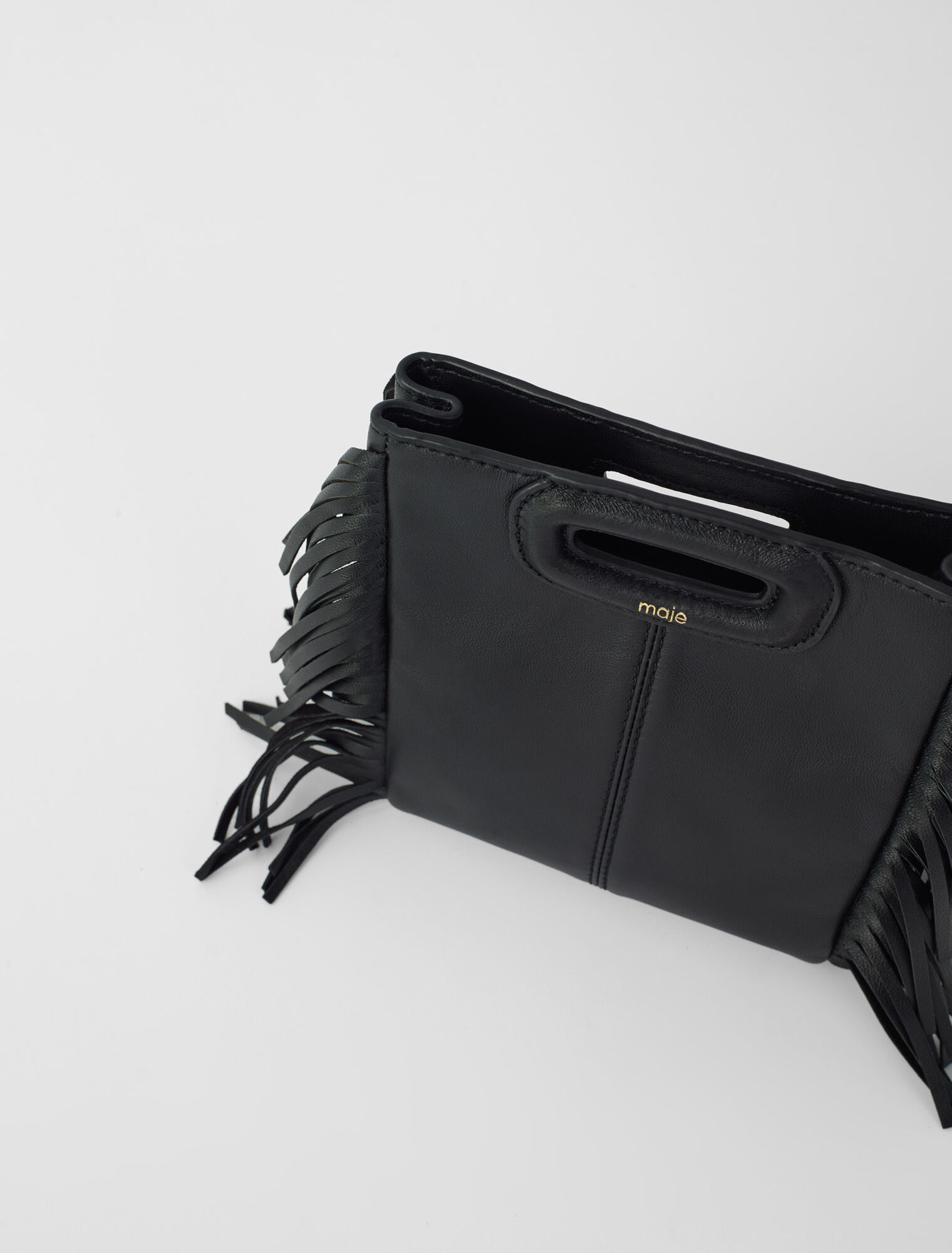 Leather bag with chain strap