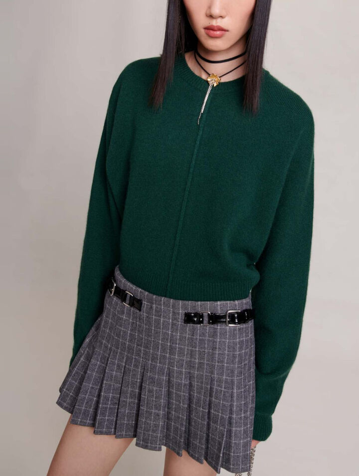 Short pleated skirt