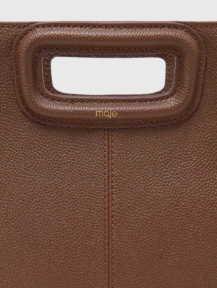 Grained leather M bag