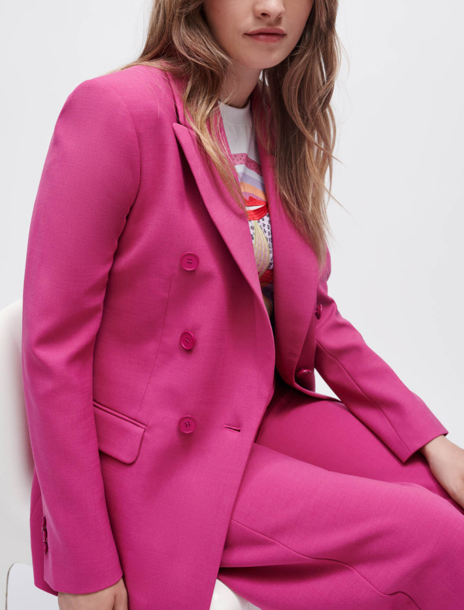 Double-breasted stretch suit jacket