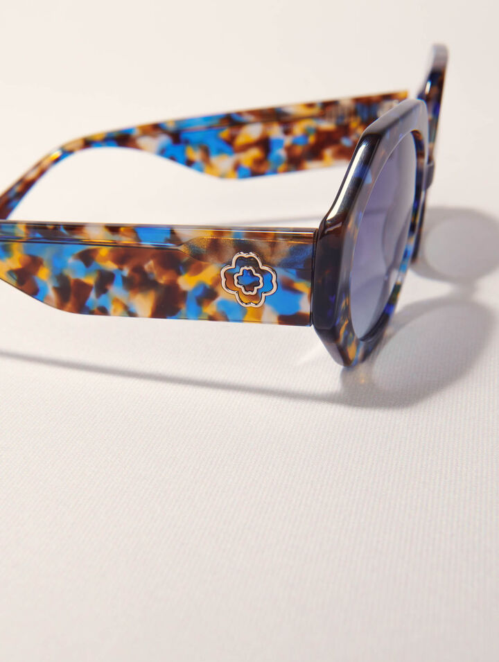 Round acetate tortoiseshell glasses