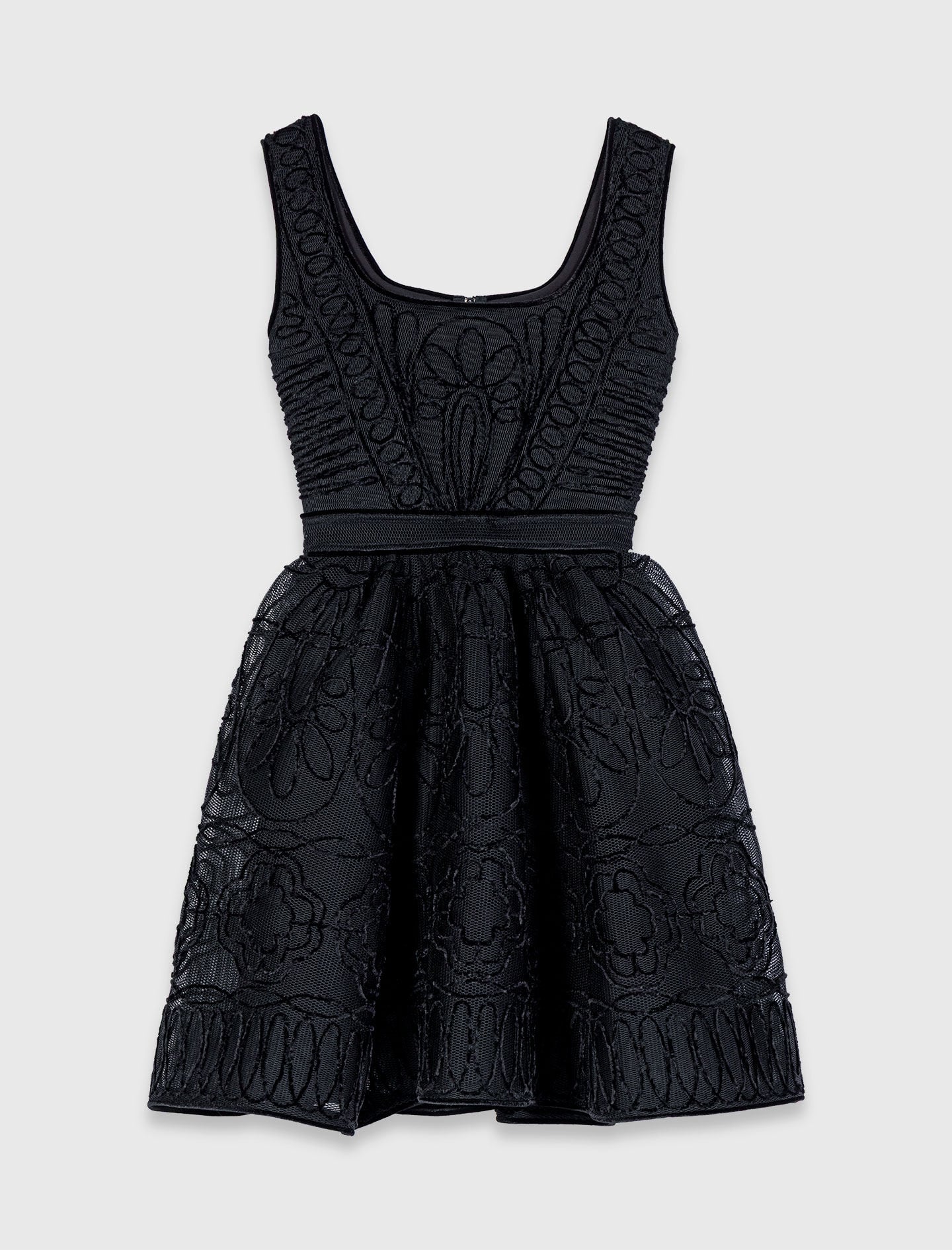 Short embroidered basket knit dress 5
