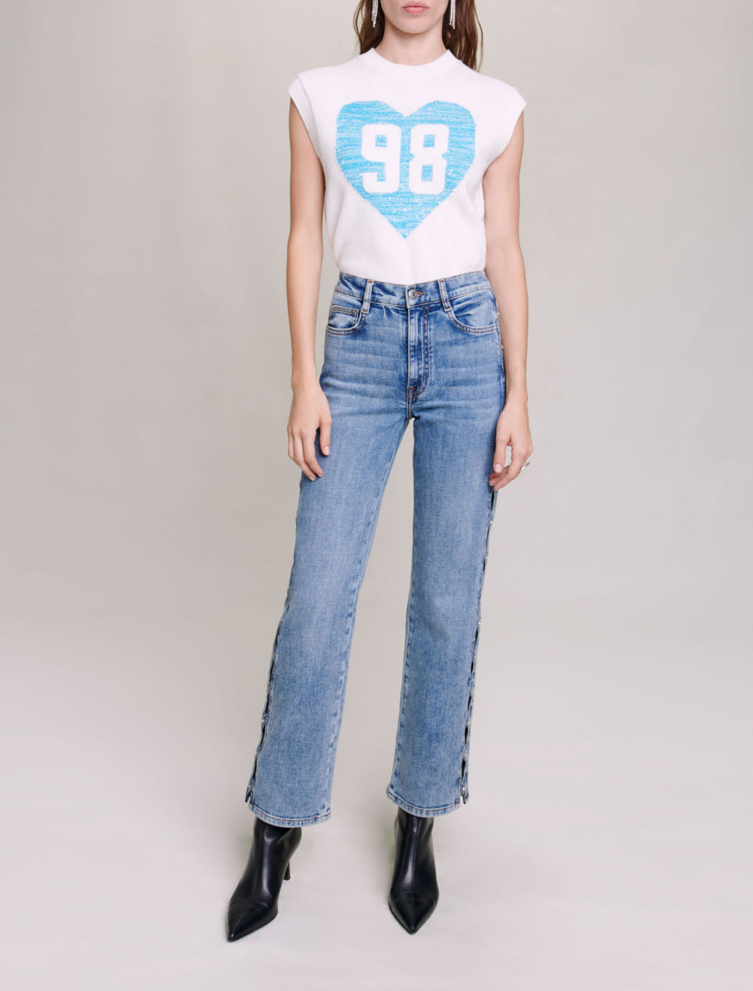 Sleeveless heart jumper