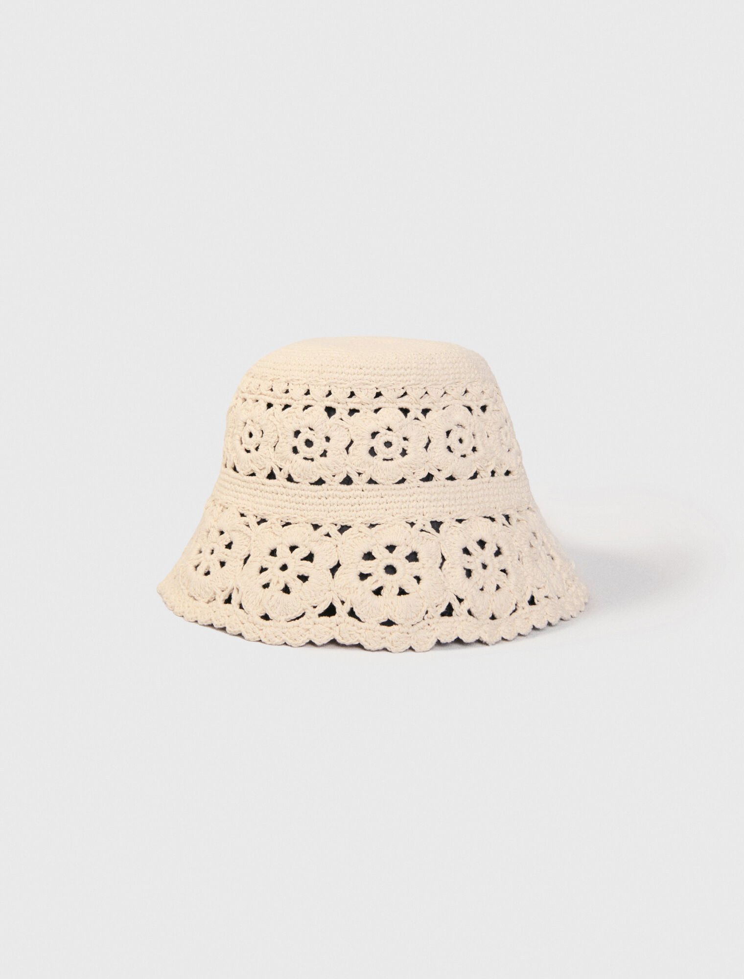 Crochet bucket hat