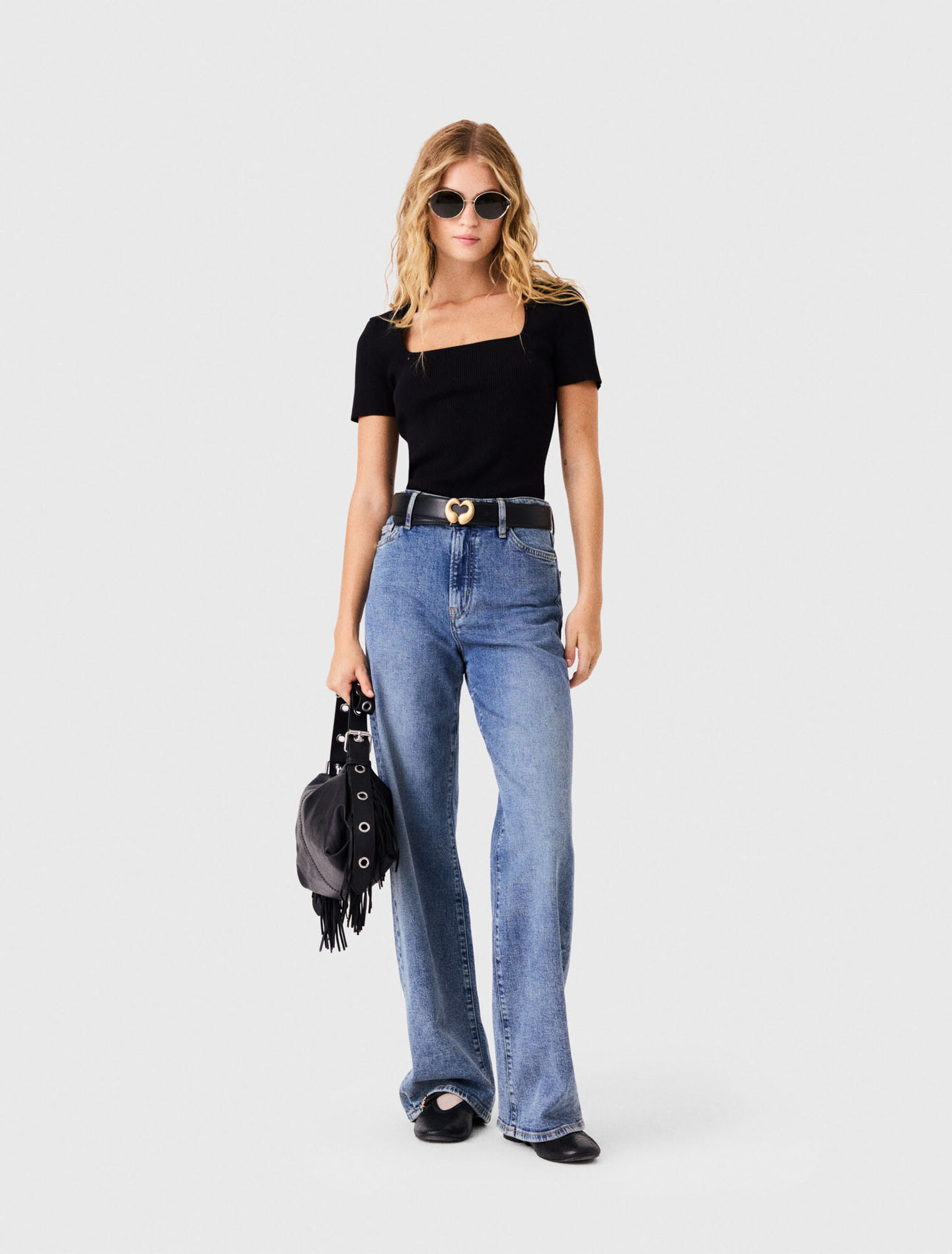 Square-neck ribbed jumper