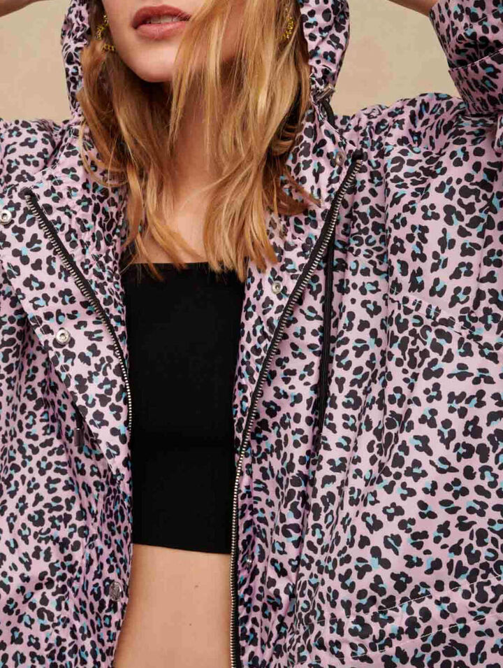 Water-repellent leopard-print coat