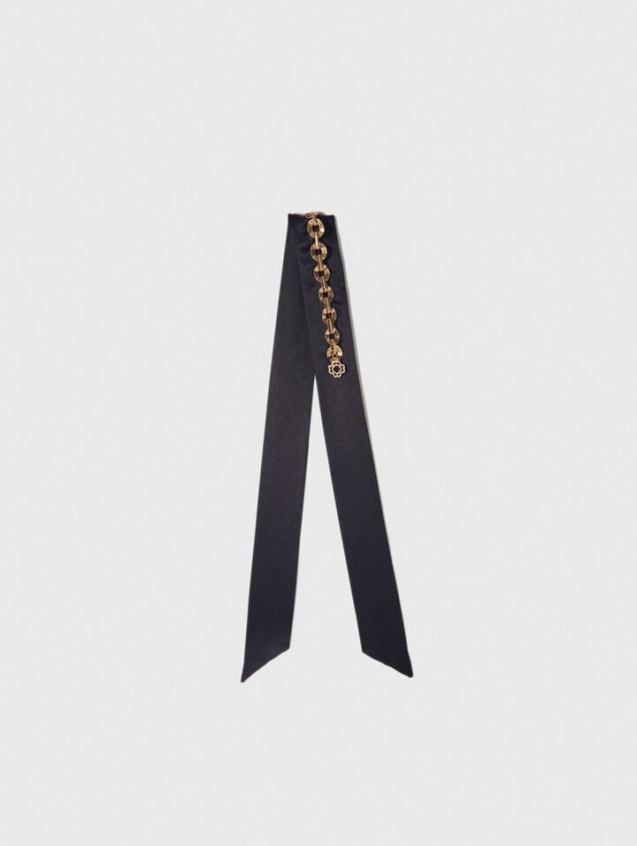 Twill with chain