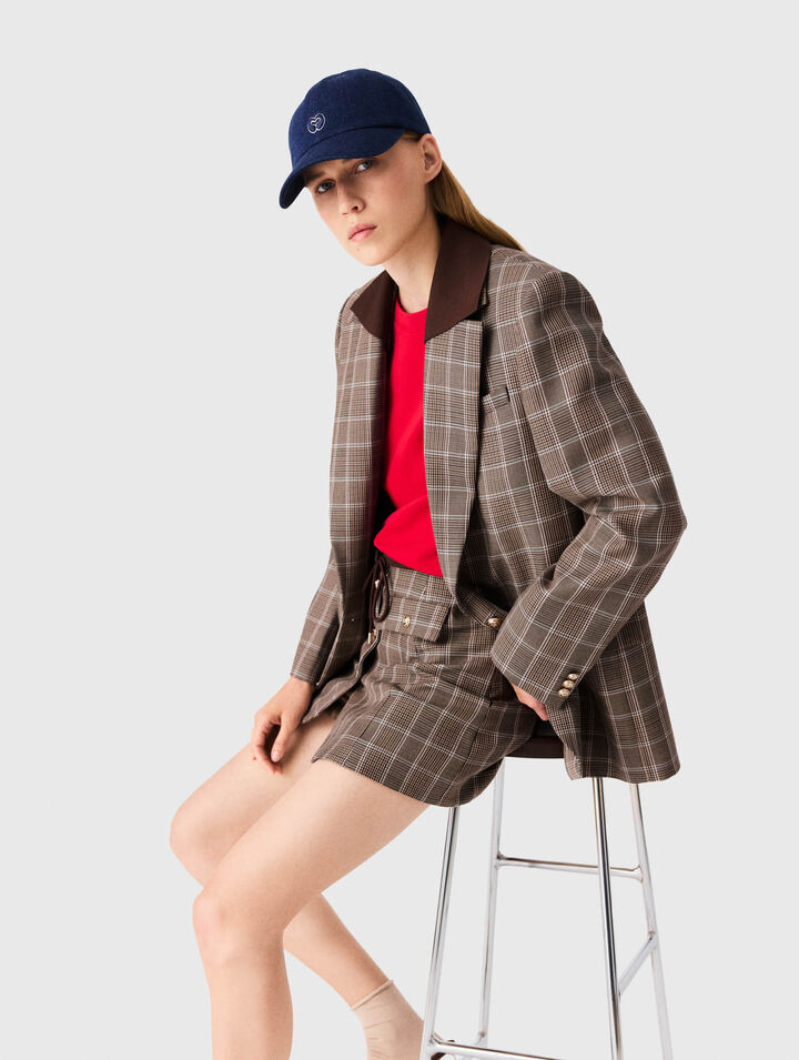 Check jacket with removable collar