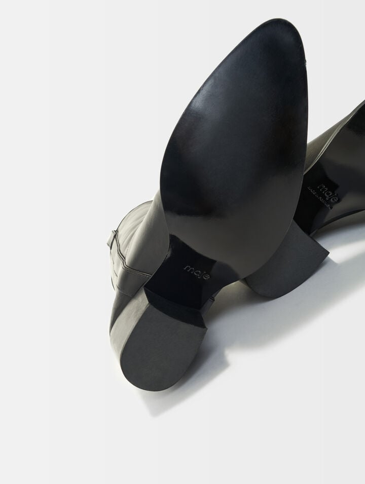 Heeled leather boots