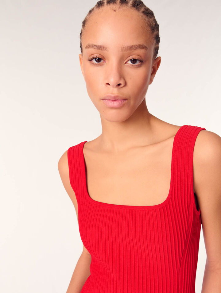 Short knit dress