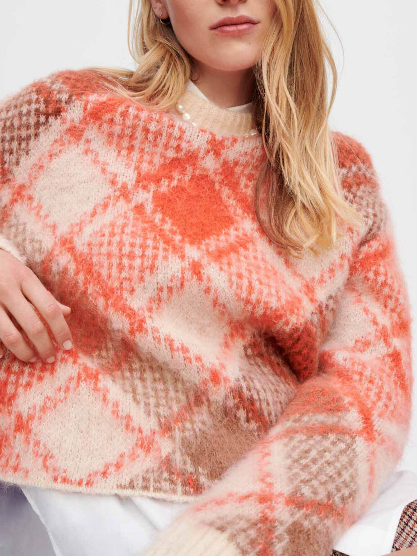 Fluffy diamond jacquard pullover Yellow / Orange for Women