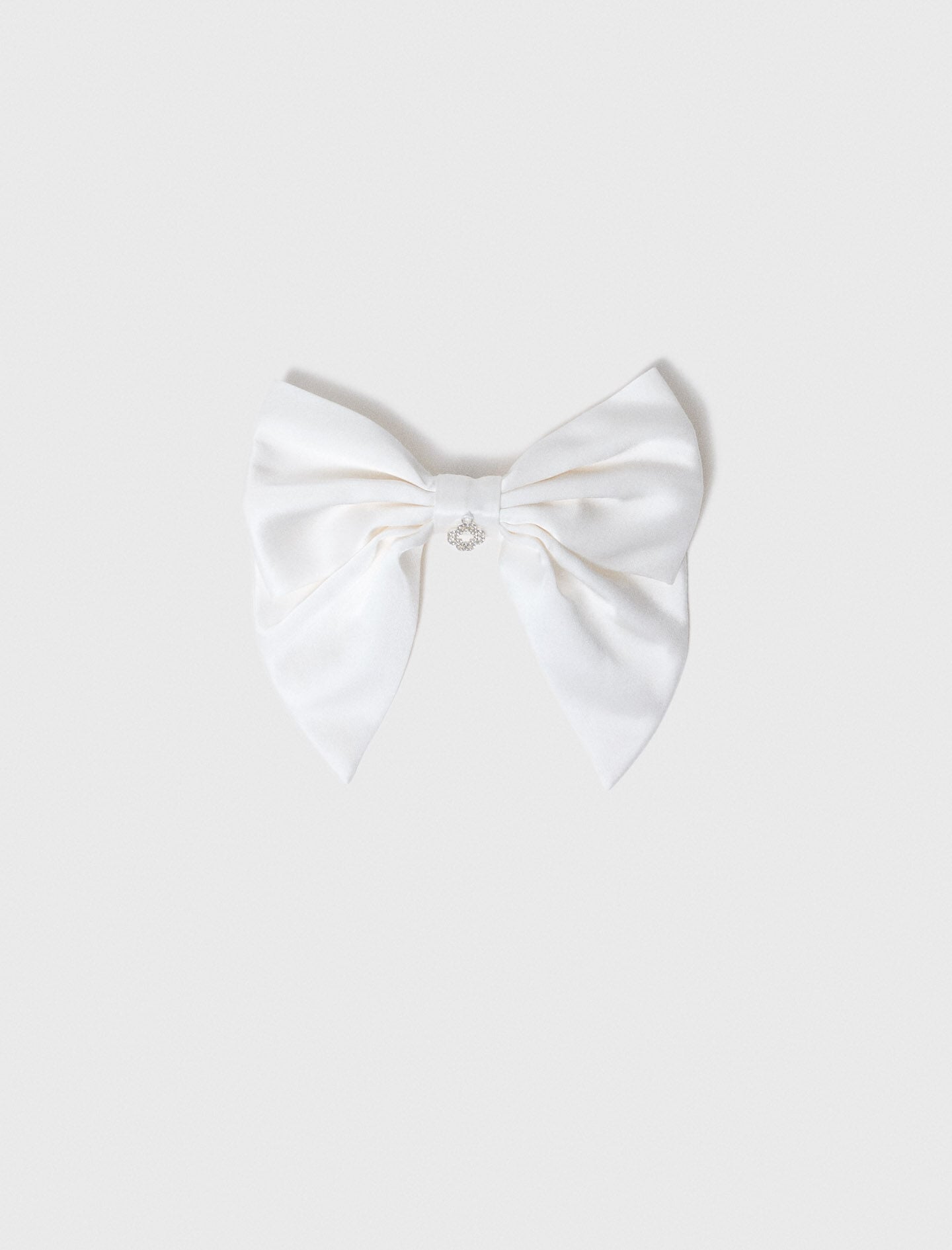 Satin-effect bow barrette 8