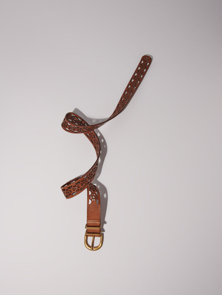 Leather belt with flower detail