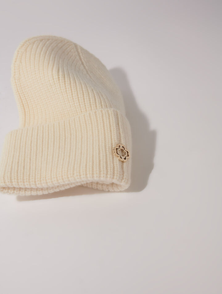 Wool and cashmere hat