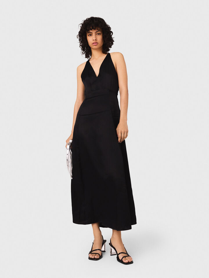 Flowy maxi dress with braided back