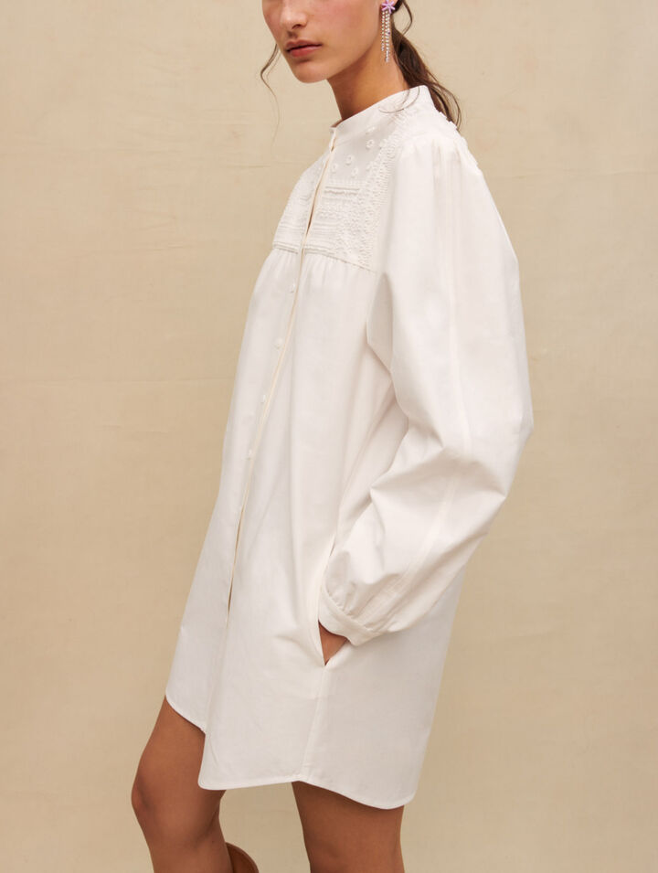 Short dress with voluminous sleeves