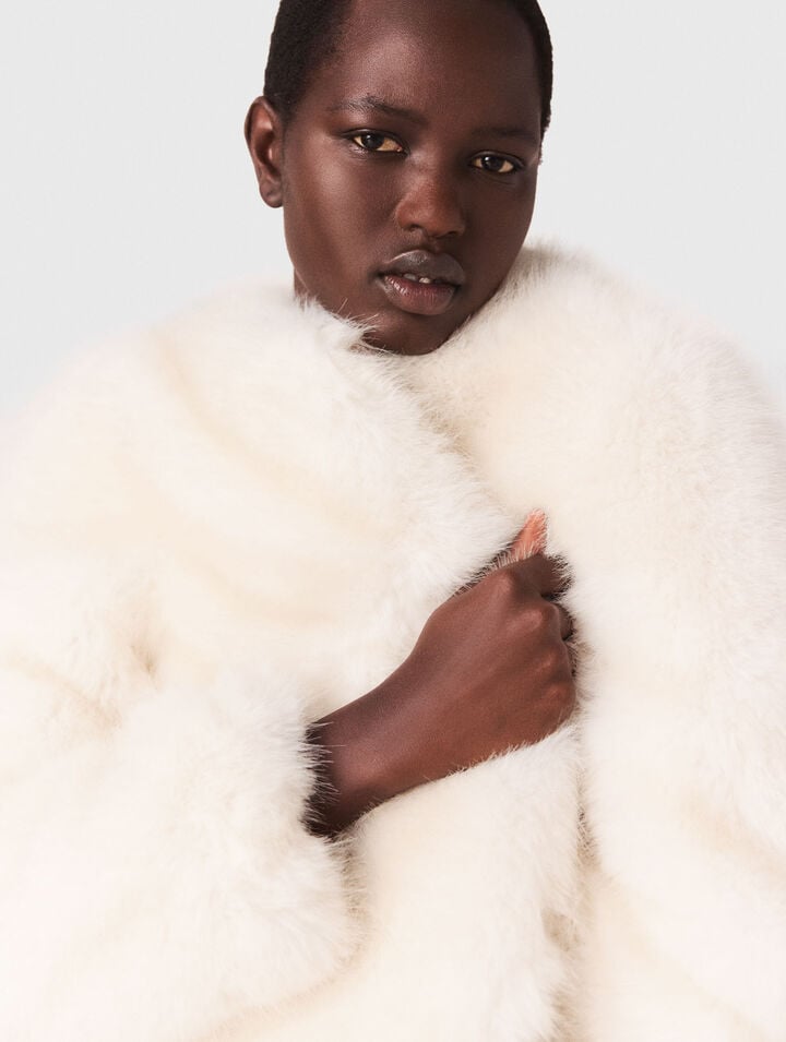 Short faux fur jacket