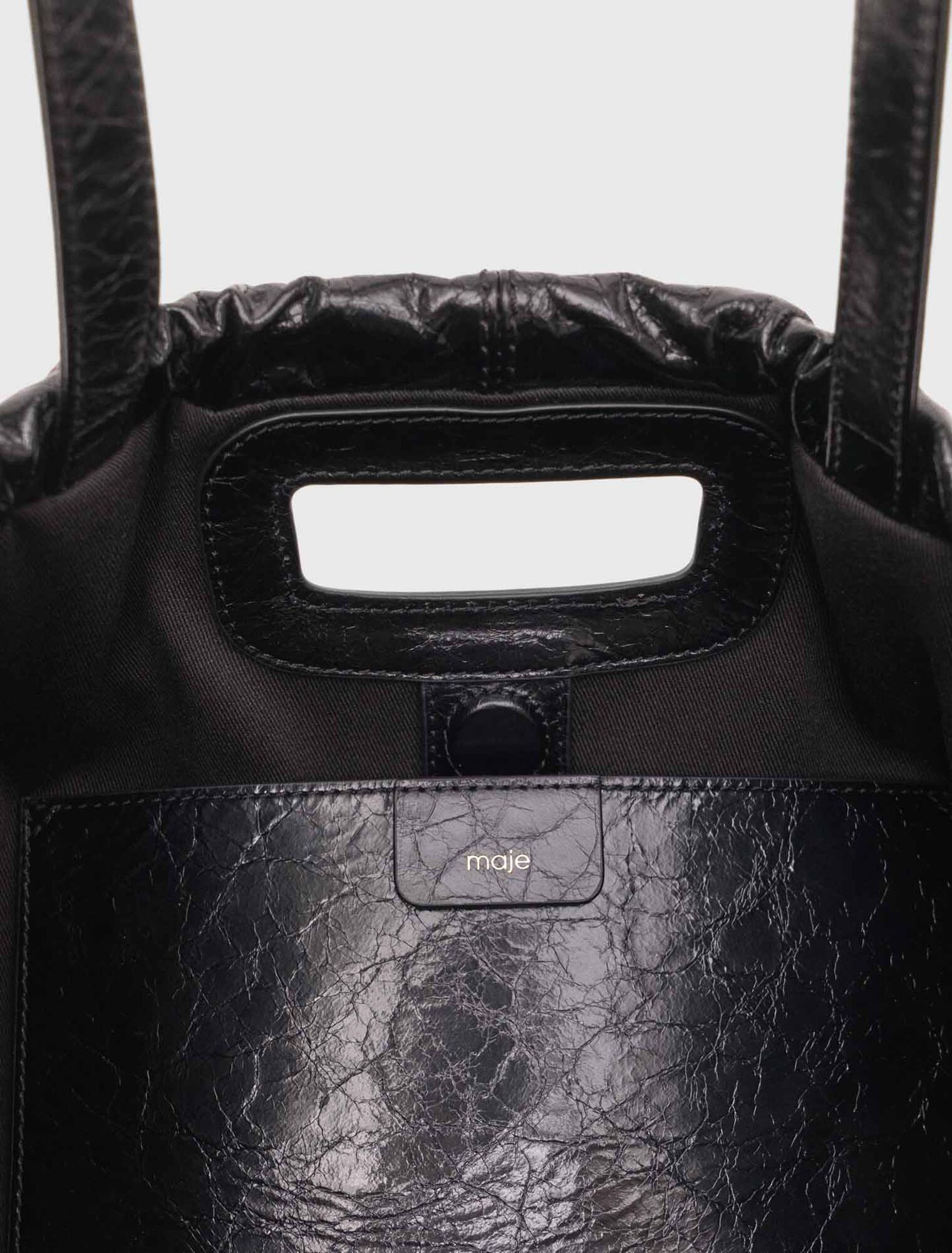 Crackled leather M Tote bag