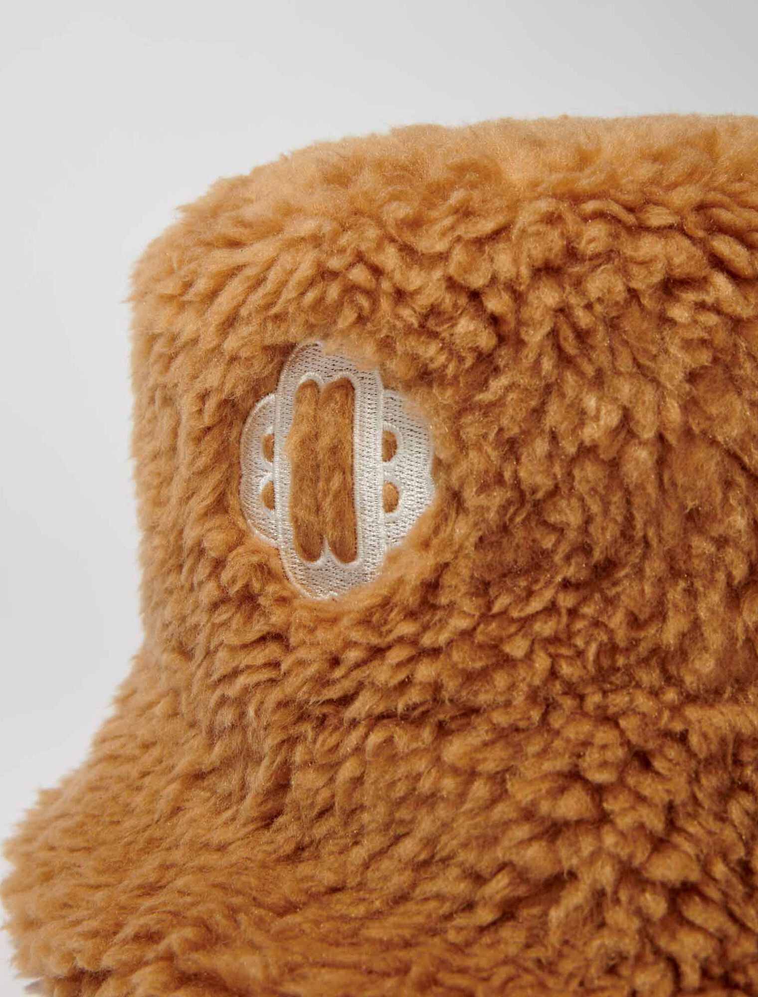 Fake fur Clover bucket hat