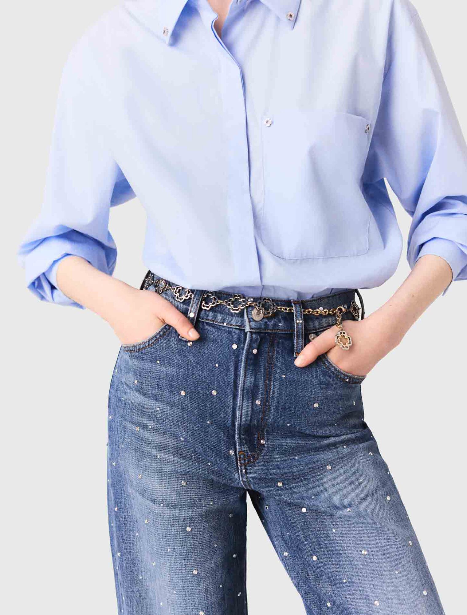 Wide-leg denim jeans with studs