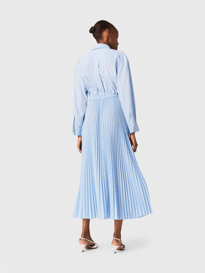 Long pleated dress with eyelets