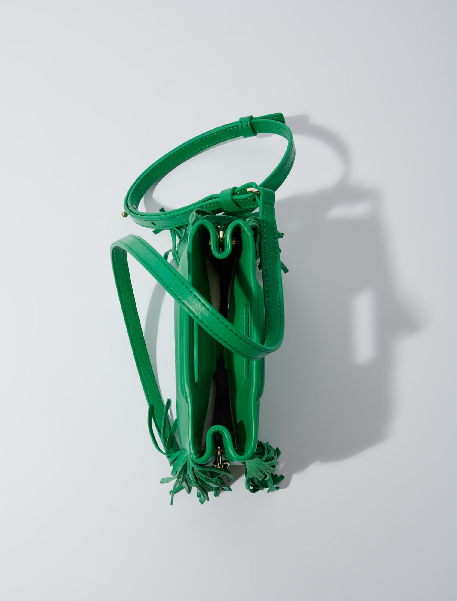 Leather bag with chain strap
