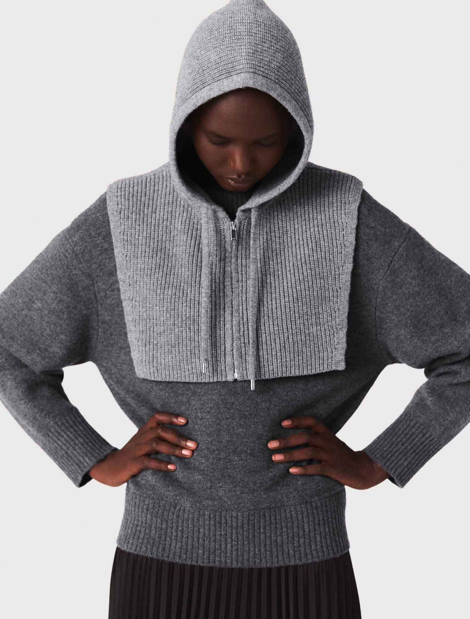 Knit collar