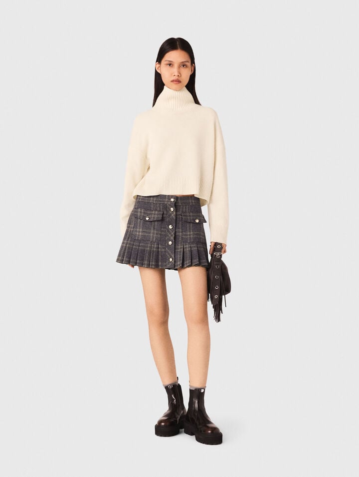 High-neck cashmere jumper