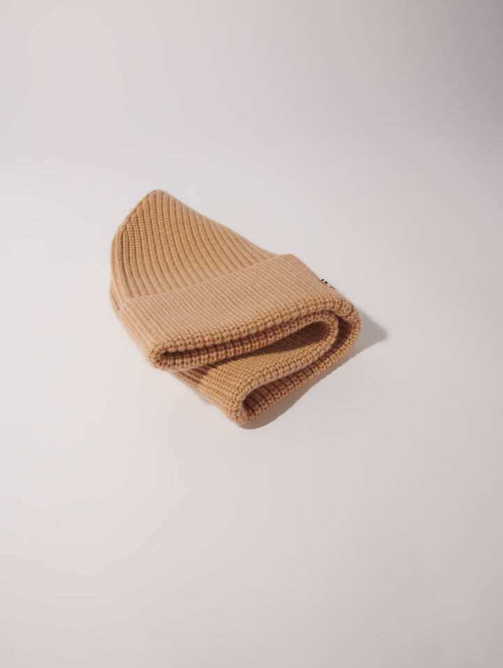 Wool and cashmere hat