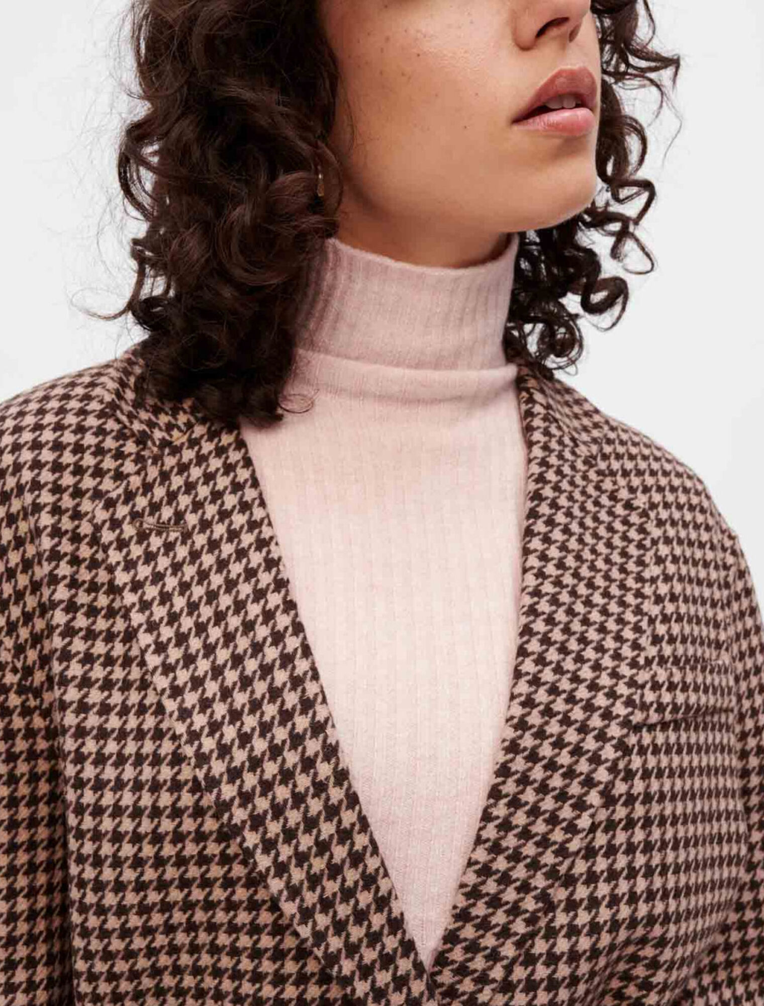 Oversized houndstooth coat