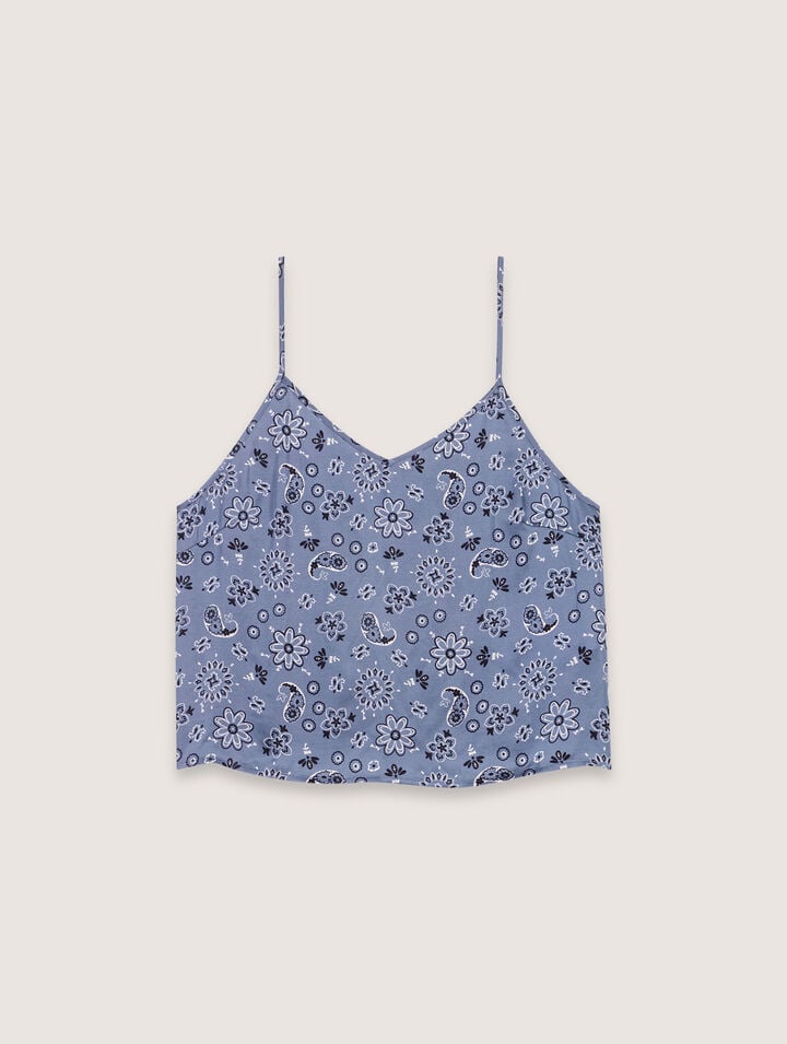 Flowing patterned top